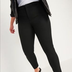 NWT Pixie High Rise Secret Slim Pockets